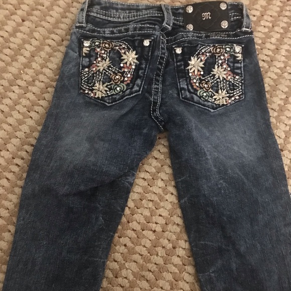 Lot of 7 Girls Size 7-8 Shorts and Capris - Picture 3 of 7